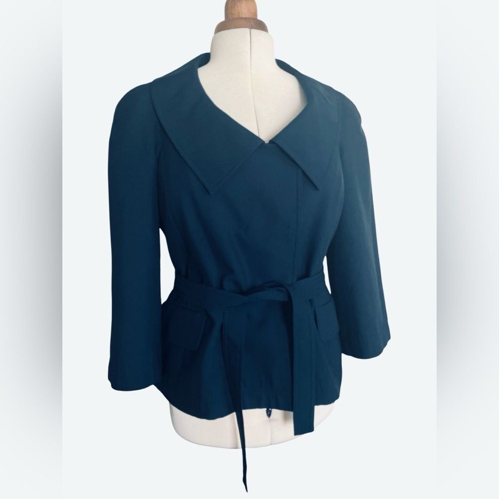 Ellen Tracy Jacket Size 12 Navy Blue Double Breasted Cropped Belted Fall Retro